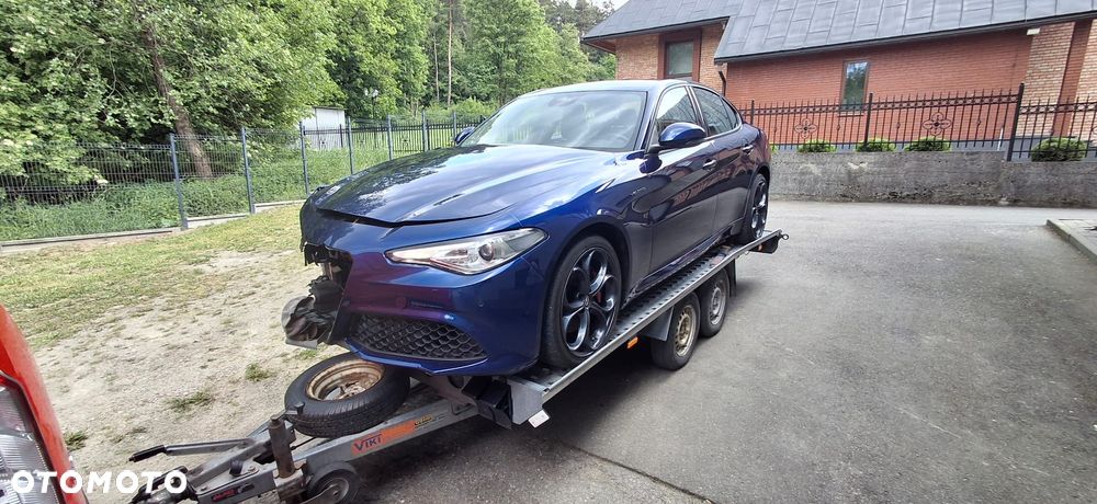 Alfa Romeo Giulia 2.2 D Turbo Veloce Q4 - 4