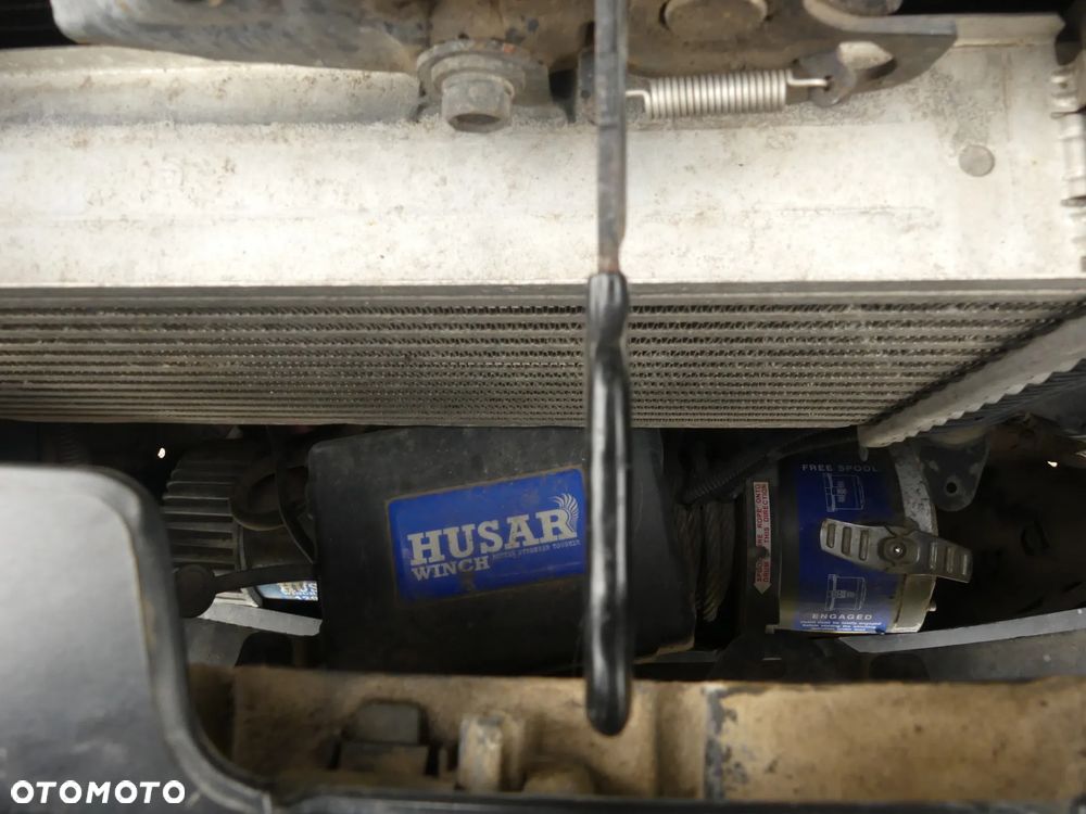 Nissan Navara 2.5 D XE 140 - 25