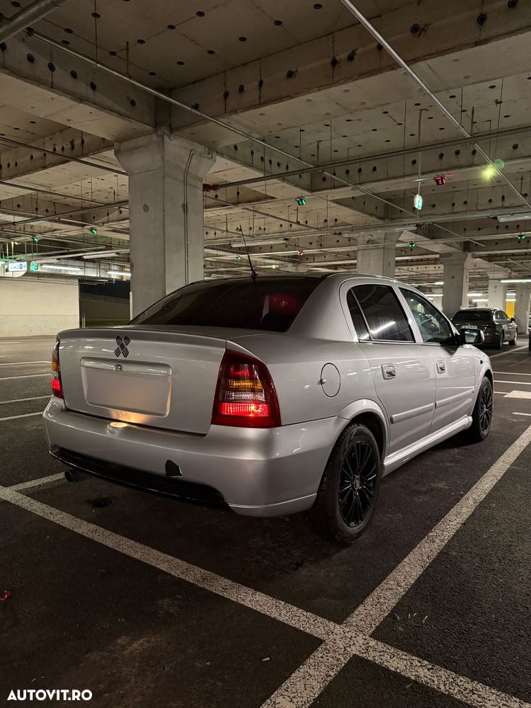 Opel Astra - 10