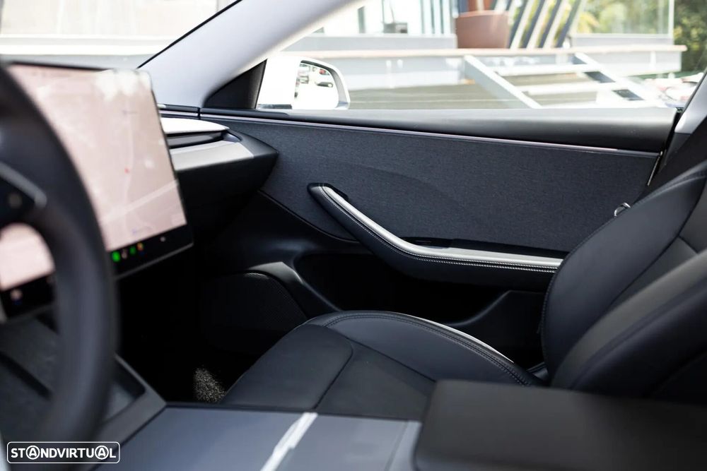 Tesla Model 3 Tração Traseira Premium - 34