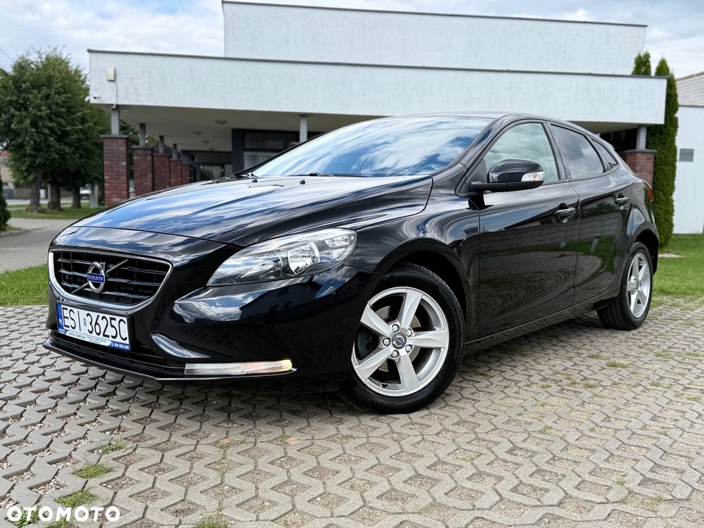 Volvo V40 D2 - 30