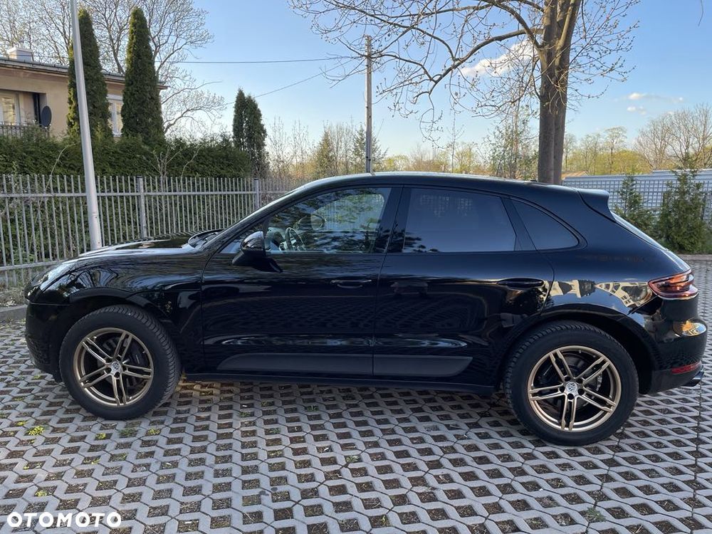 Porsche Macan - 33