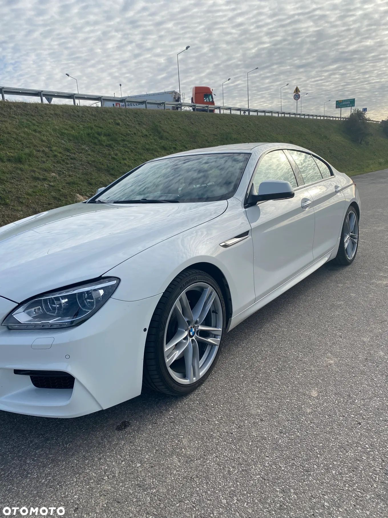BMW Seria 6 650i - 1