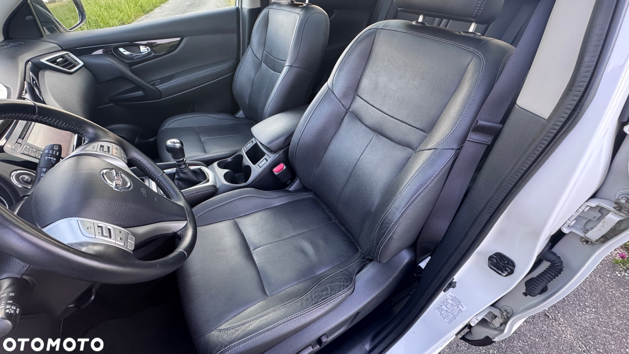 Nissan Qashqai 1.6 dCi 4x4 360 S&S - 30