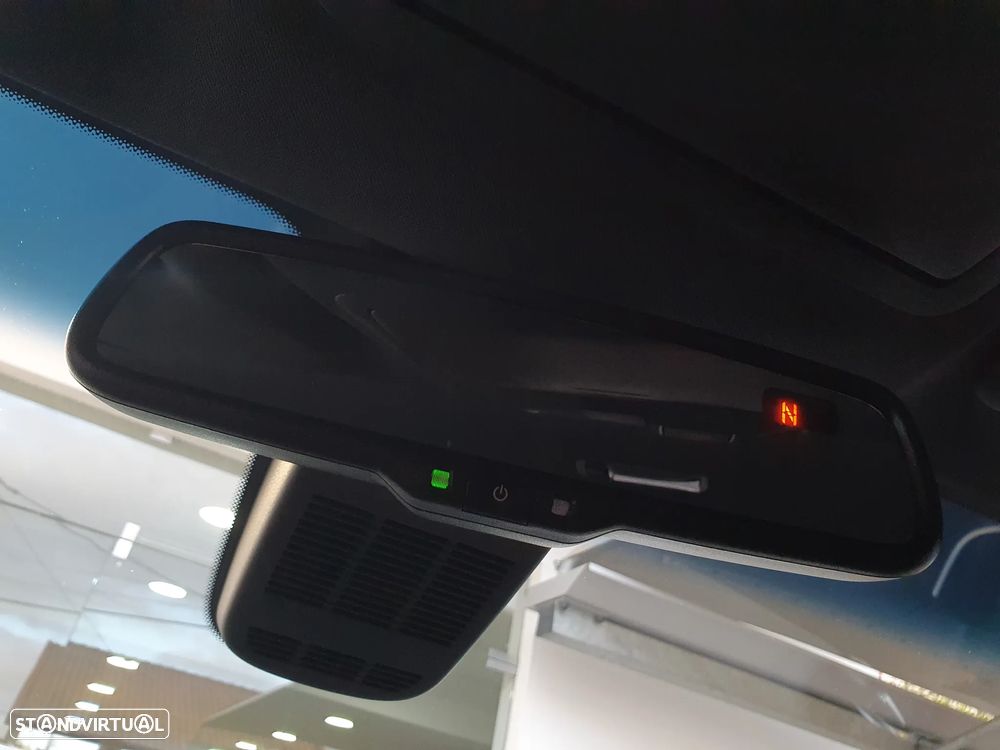 Mercedes-Benz X 250 Aut. PURE - 30