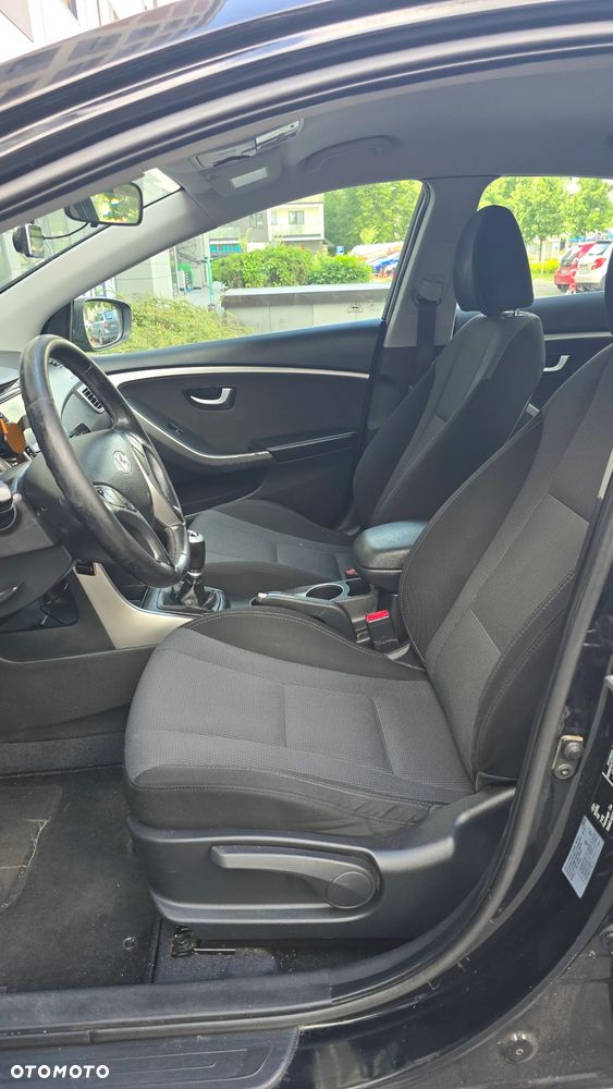 Hyundai i30 1.4 CRDi Comfort - 9
