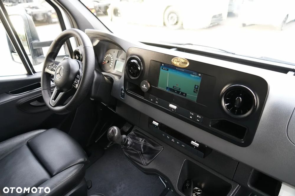 Mercedes-Benz SPRINTER / KONTENER / 2019 ROK - 32