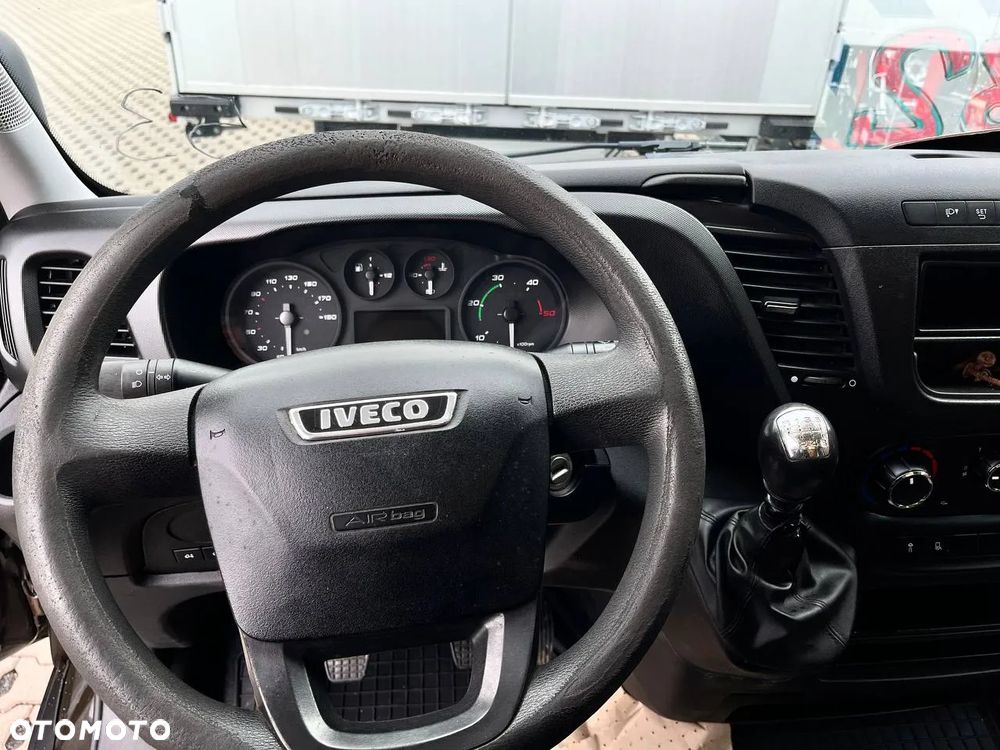 Iveco 35S18/P 3,0 l pneumatyczna tylna os. KURIER - 29