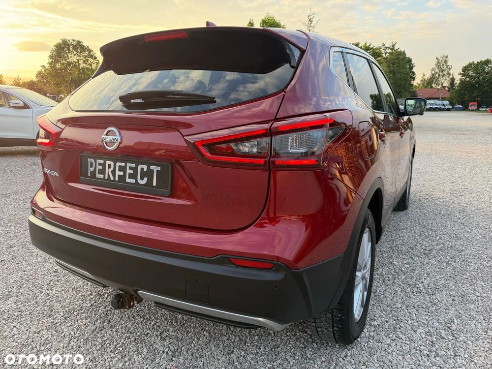Nissan Qashqai 1.3 DIG-T N-Connecta EU6d - 13