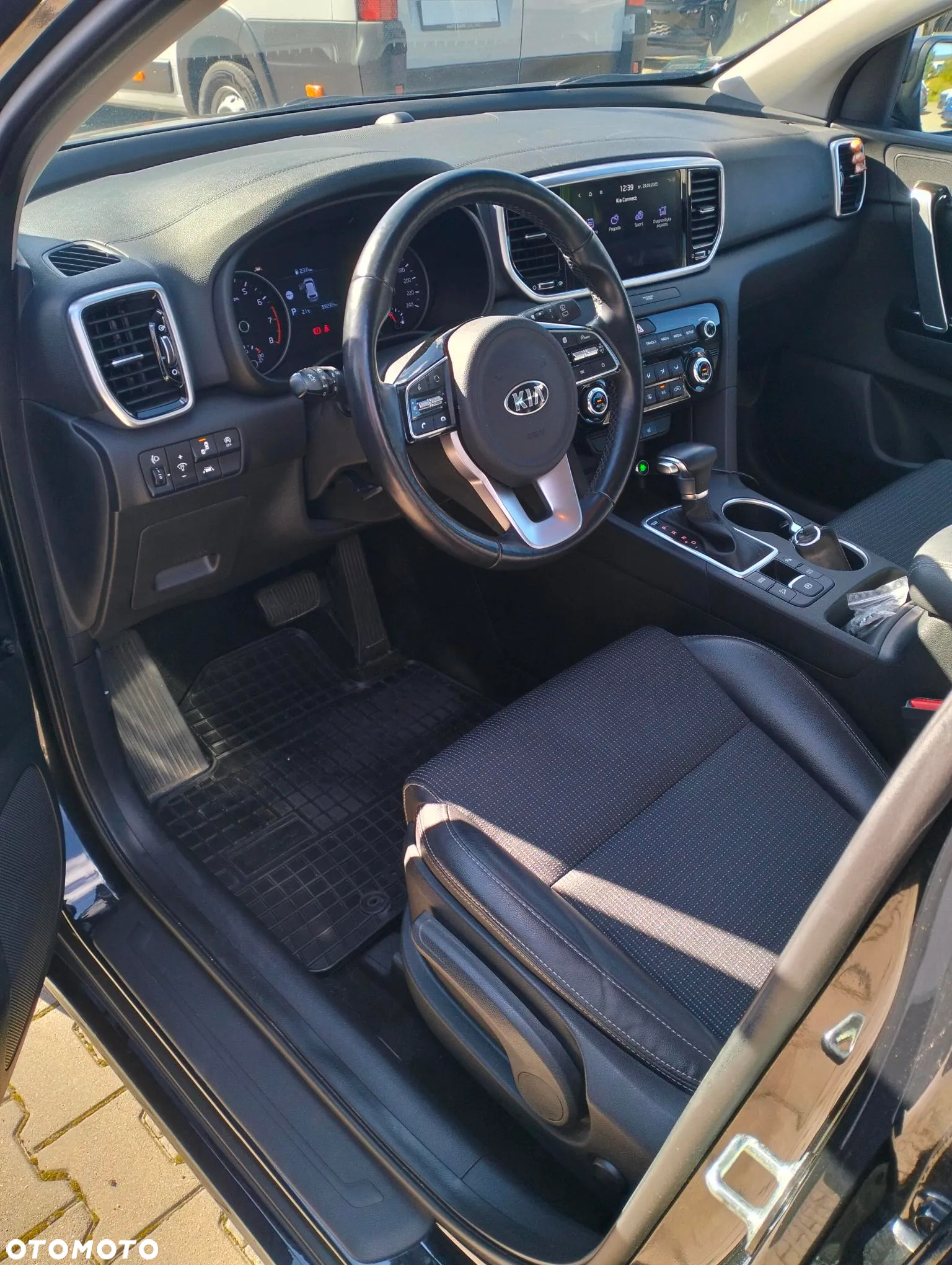 Kia Sportage 1.6 T-GDI Black Edition 2WD DCT - 11
