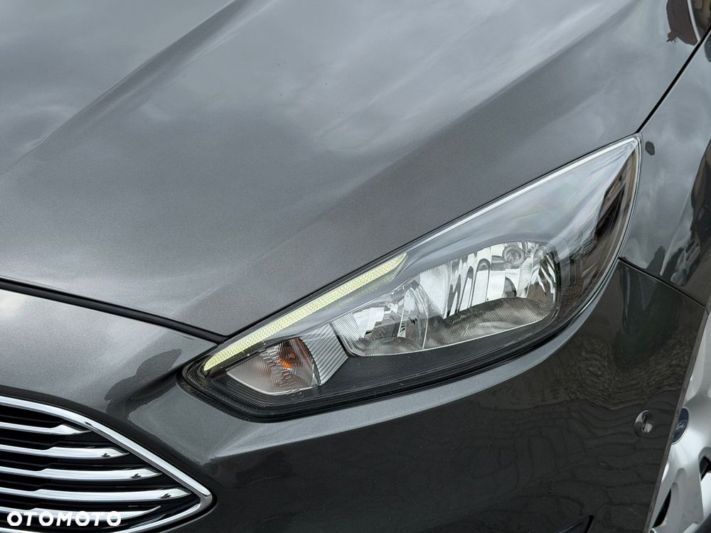 Ford Focus 1.0 EcoBoost Trend - 29