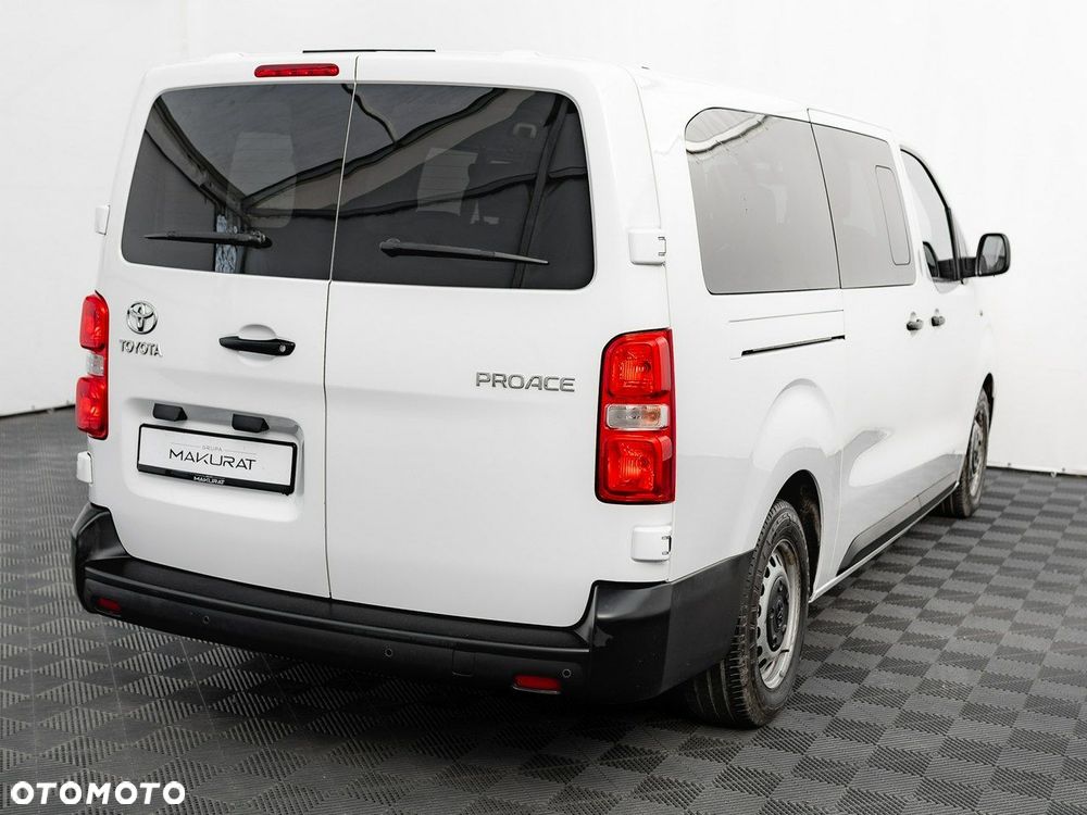 Toyota ProAce Kombi 2.0 D-4D Long 2,8t - 6