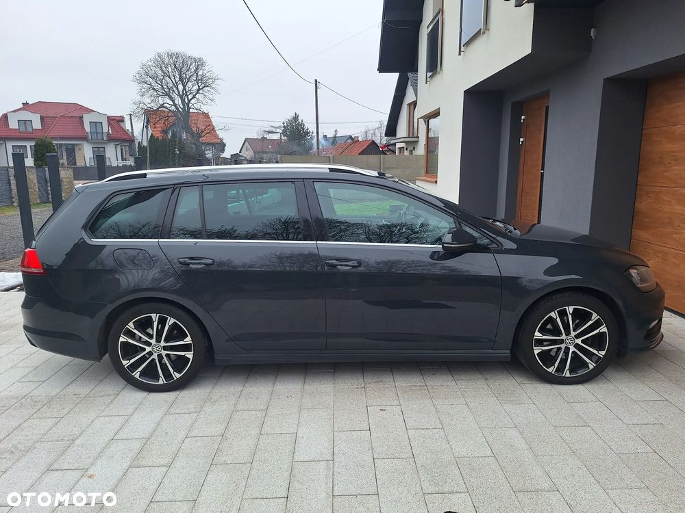 Volkswagen Golf - 10