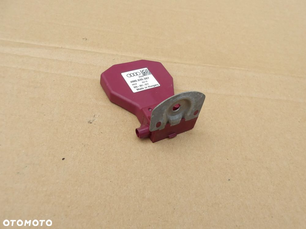 WZMACNIACZ ANTENA AUDI 4M0035507 - 4