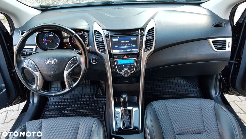 Hyundai i30 1.6 CRDi Premium - 28