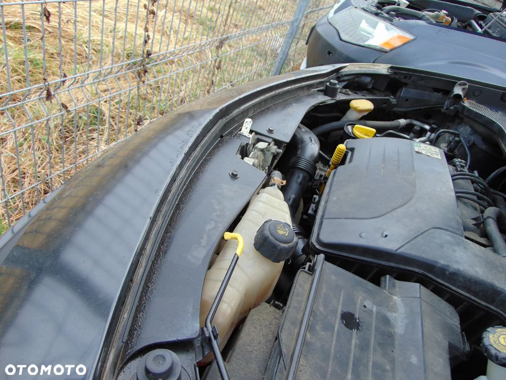 pas przedni chłodnice belka 1.2 1.4 komplet RENAULT CLIO III 3D - 1