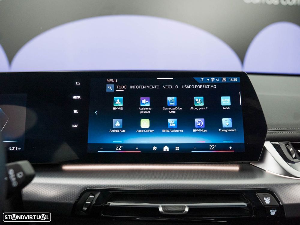 BMW iX1 eDrive20 Pack Desportivo M - 32