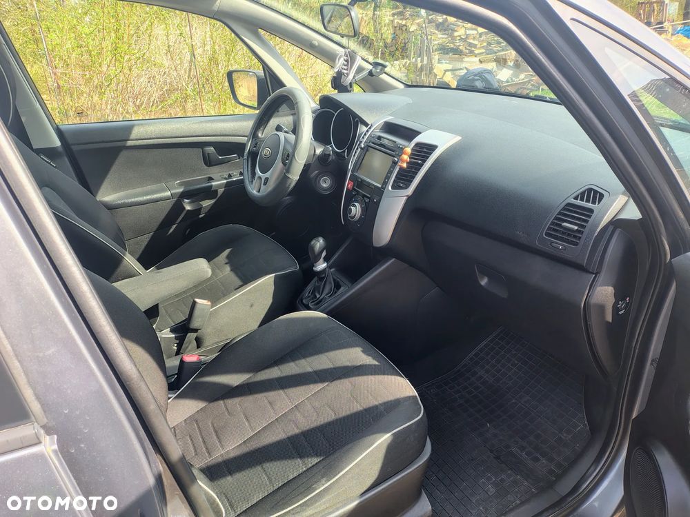 Kia Venga 1.4 CRDi M - 10