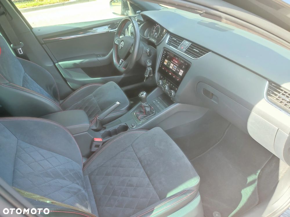 Skoda Octavia 2.0 TSI RS 230 - 14