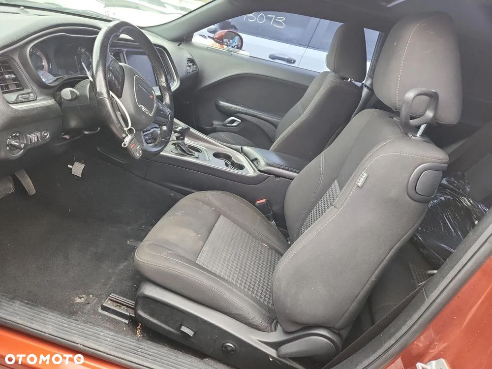 Dodge Challenger 3.6 SXT - 8