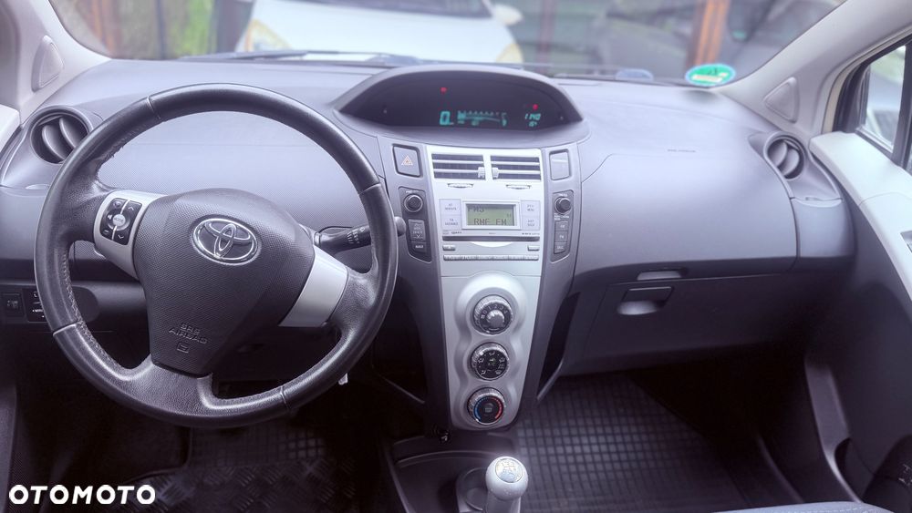 Toyota Yaris 1.33 VVT-i Edition - 18
