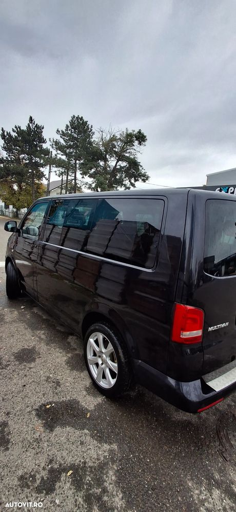 Volkswagen Multivan - 11