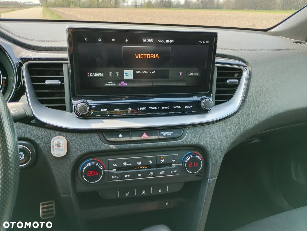 Kia ProCeed - 24