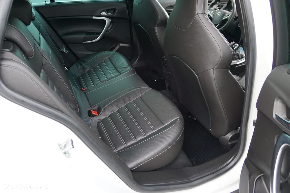 Opel Insignia CT 2.0 CDTI 4x4 S&S - 15