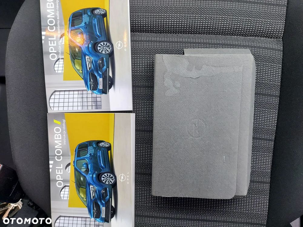 Opel Combo XL (bryg.) - 12