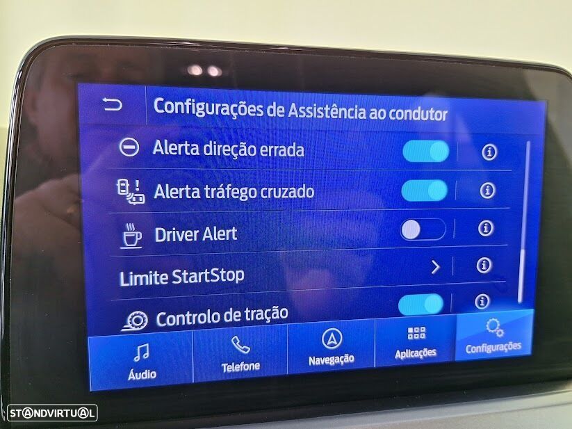 Ford Focus 1.0 EcoBoost MHEV ST-Line X - 26