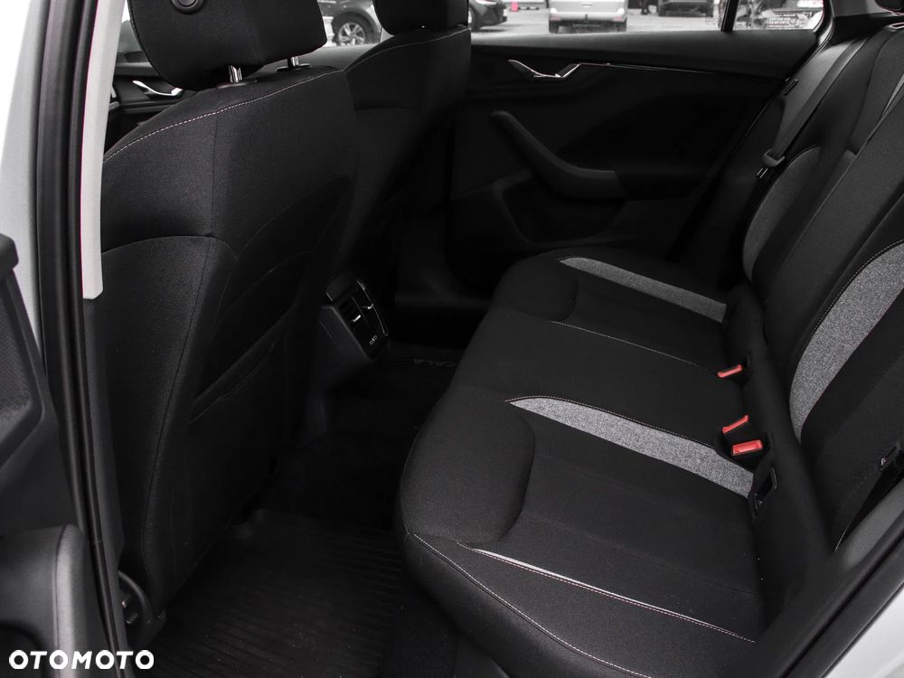 Skoda Scala 1.0 TSI Selection DSG - 11