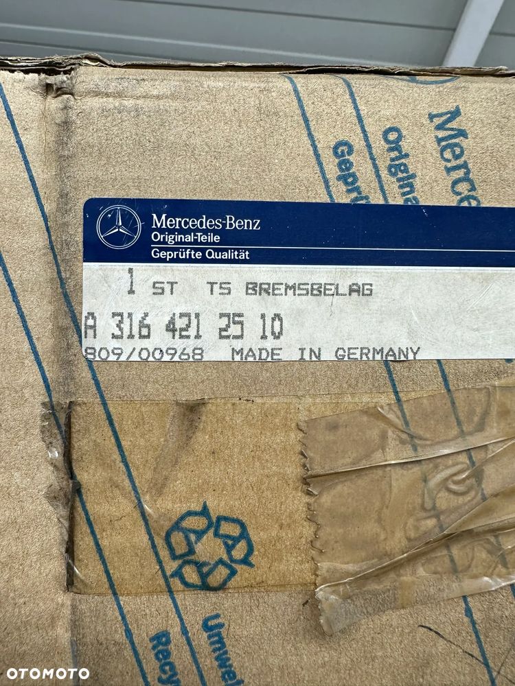 Zestaw okładzin hamulcowych Mercedes LP, A 3164212510 - 2