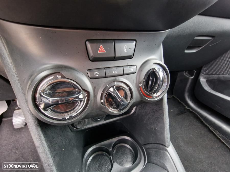 Peugeot 208 1.6 BlueHDi Allure - 10