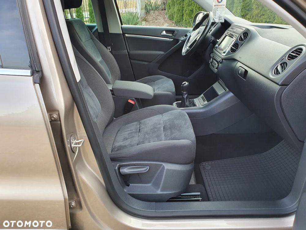 Volkswagen Tiguan 1.4 TSI Perfectline - 15