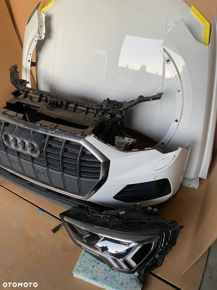 AUDI Q3 83A kompletny przód maska lampy zderzak błotnik pas LS9R 2Y2Y   26km - 8