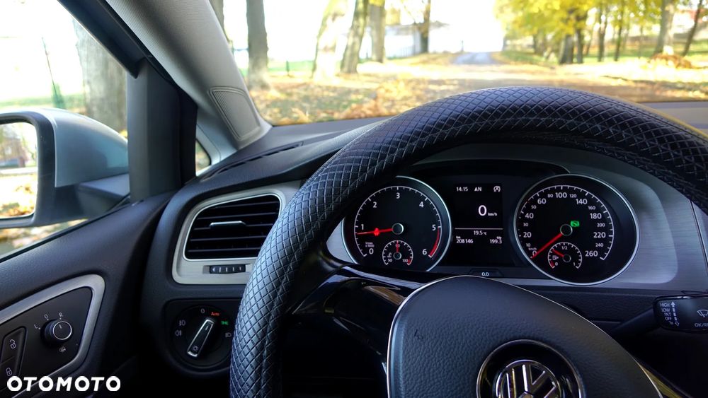 Volkswagen Golf 1.6 BlueTDI DSG Comfortline - 14