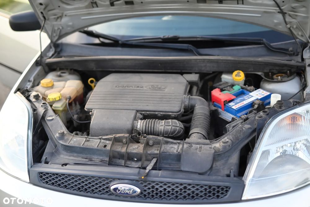 Ford Fiesta 1.3 Ambiente - 18