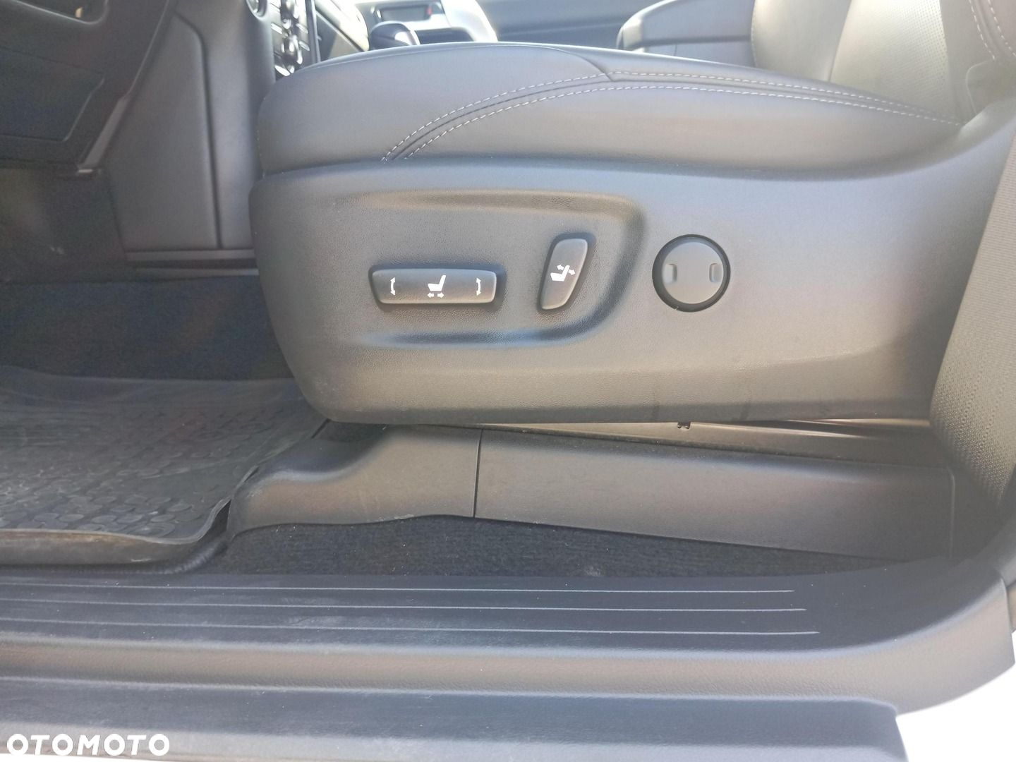 Toyota Land Cruiser LC 2.8 D-4D Executive - 25