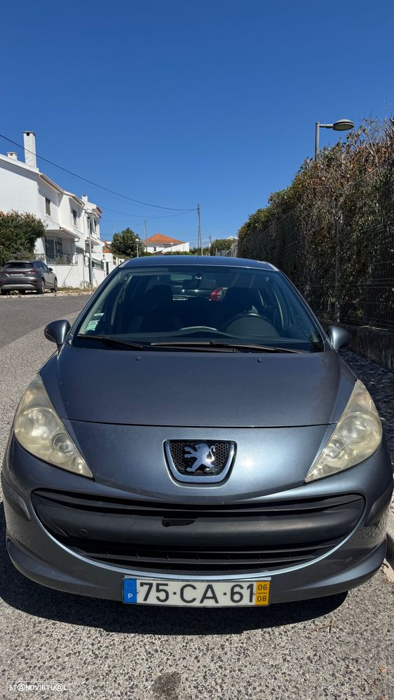 Peugeot 207 1.4 16V Trendy - 3