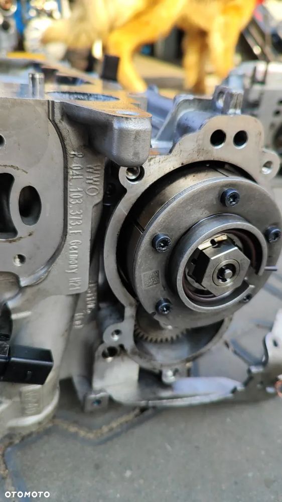 GŁOWICA 2.0 TDI 1.6 TDI 150KM 04L103308D   04L103044Q /  04L103044P - 17