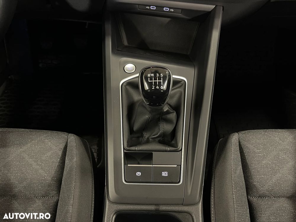 Volkswagen Golf 1.0 TSI Life - 26