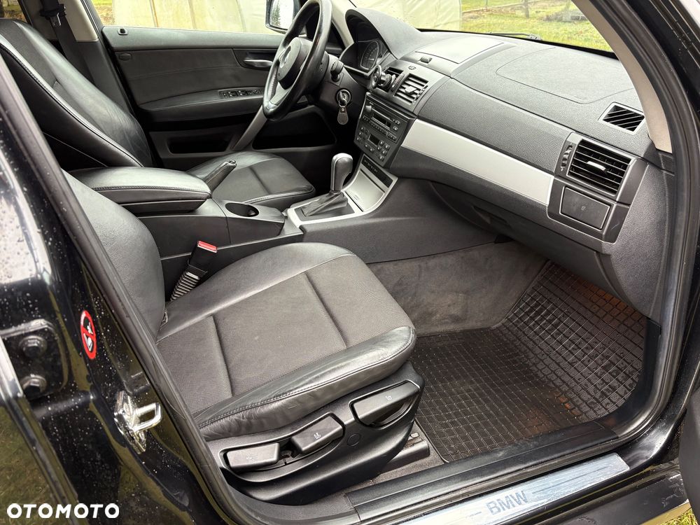 BMW X3 2.5si - 9