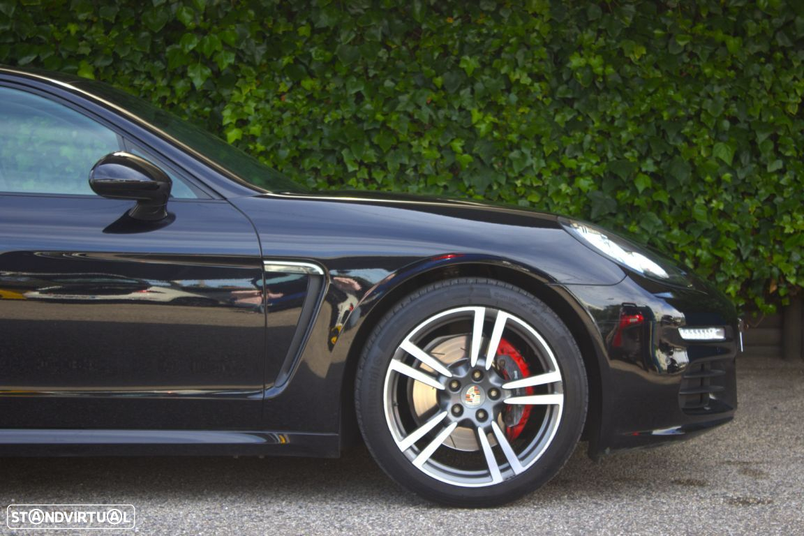 Porsche Panamera Edition - 5