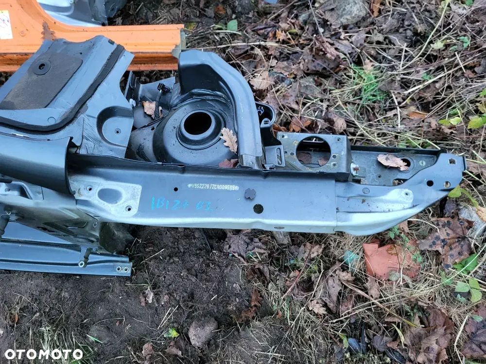 Seat Ibiza IV 4 08- KOMBI Błotnik Tył Prawy Próg Ćwiartka Słupek Podłużnica Fartuch LW7Z - 7