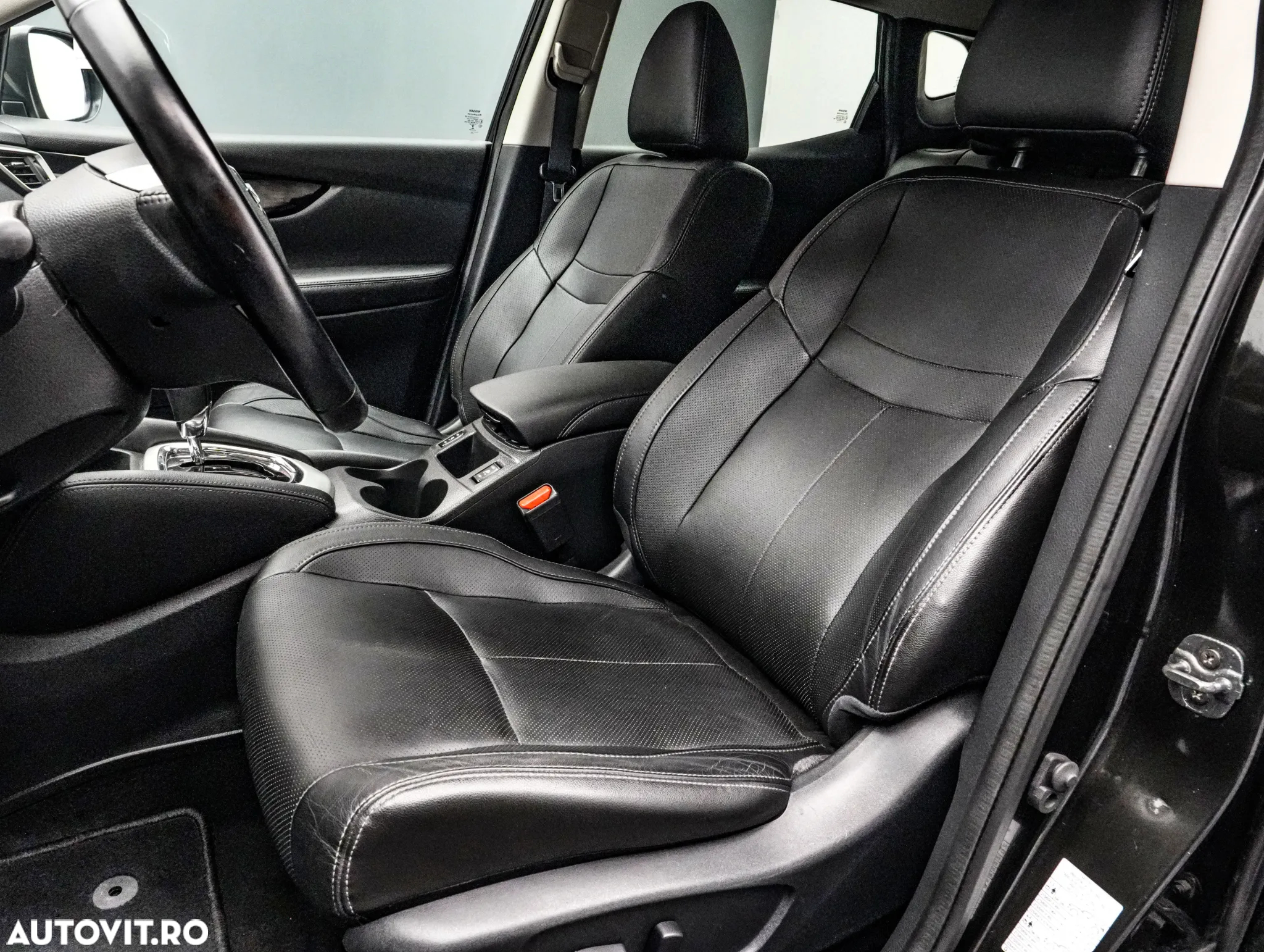 Nissan Qashqai 1.6 DCI Start/Stop X-TRONIC N-Connecta - 13