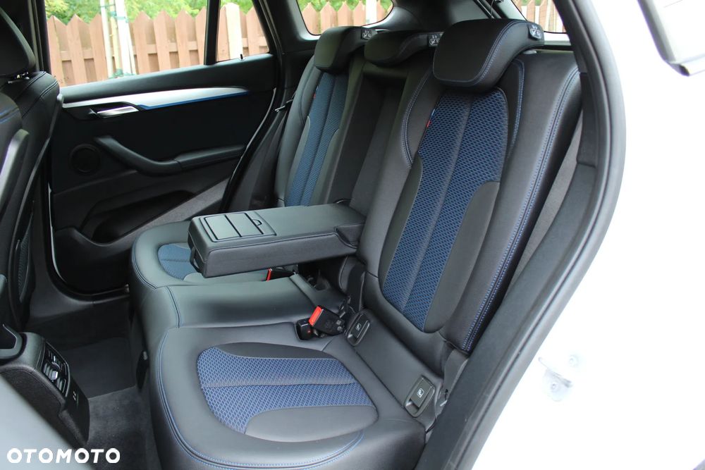 BMW X1 xDrive20i M Sport - 26