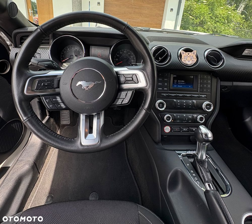 Ford Mustang 3.7 V6 - 10