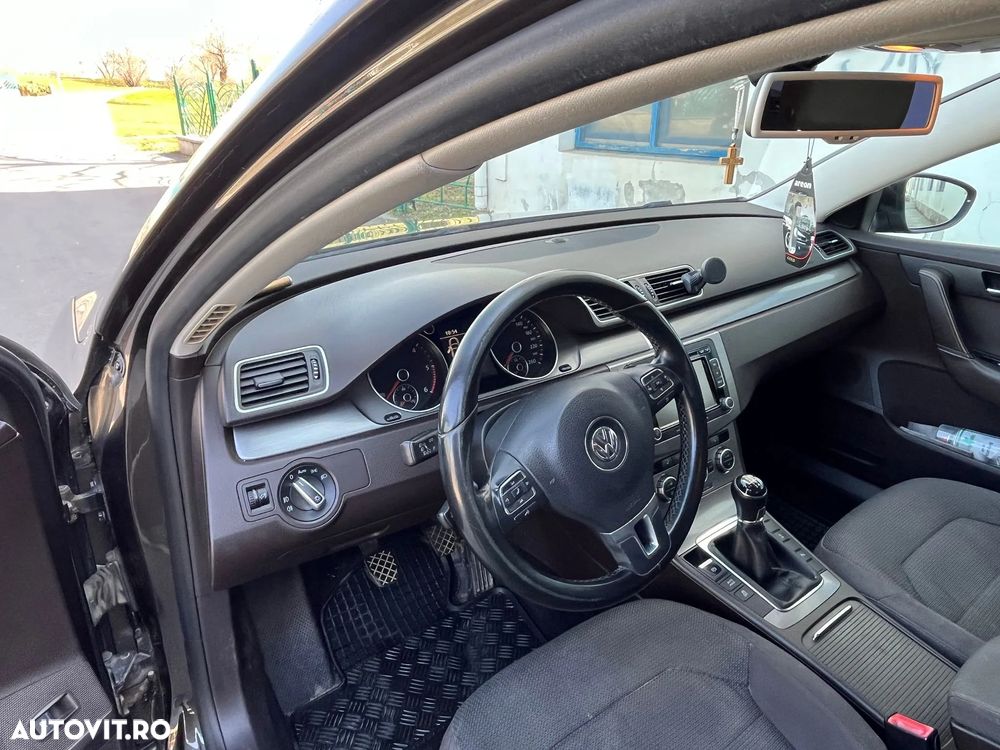 Volkswagen Passat 2.0 TDI BlueMotion Tehnology Comfortline - 4
