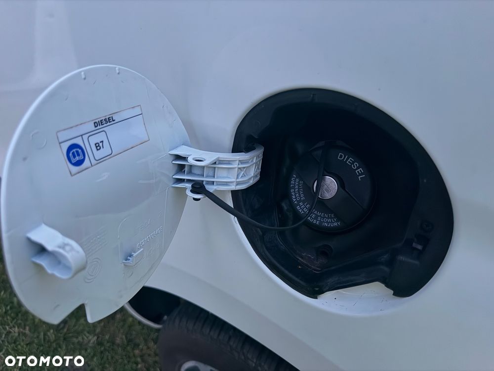 Fiat Doblo - 16