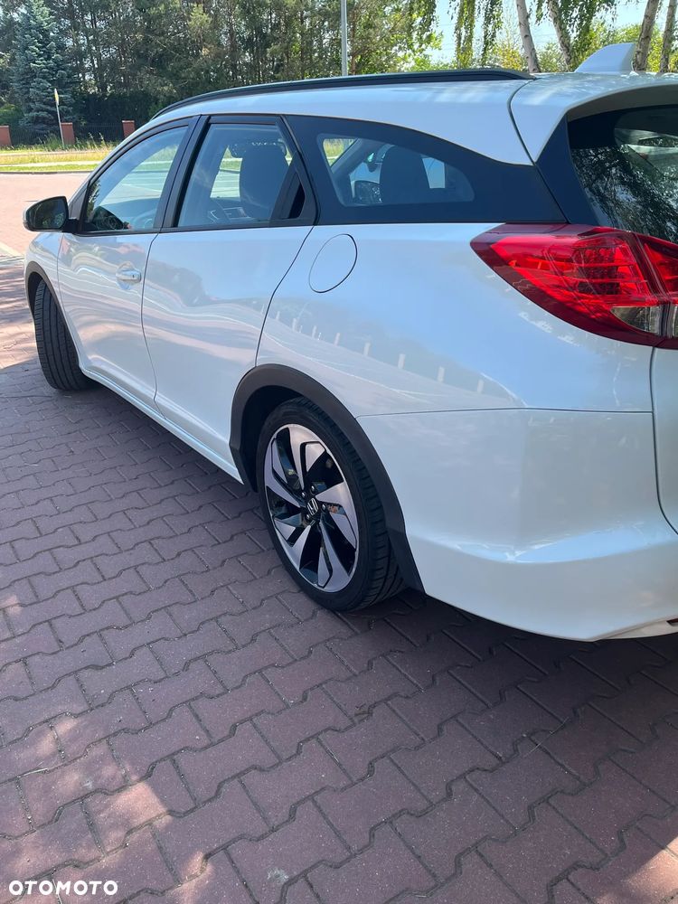 Honda Civic 1.8 Executive - 12